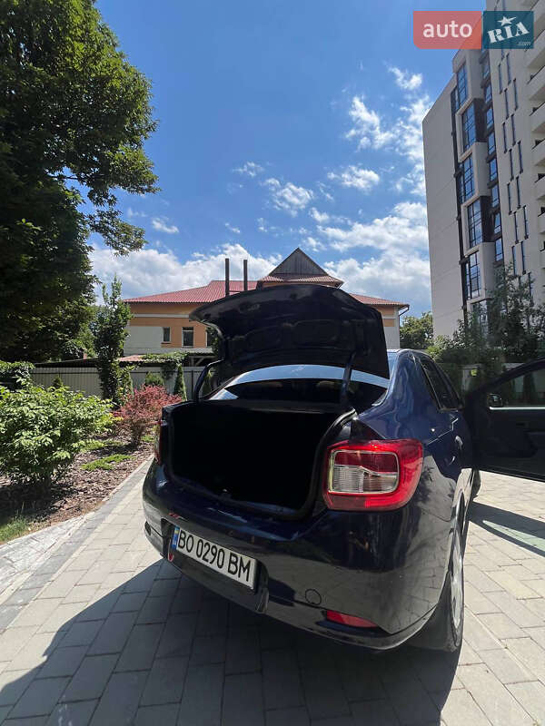 Седан Dacia Logan 2013 в Ивано-Франковске