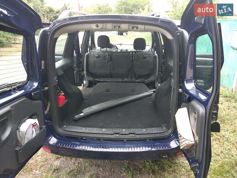 Седан Dacia Logan 2010 в Краматорске