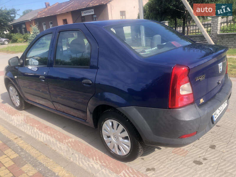 Седан Dacia Logan 2007 в Львове