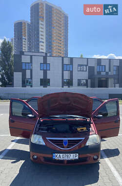 Седан Dacia Logan 2006 в 