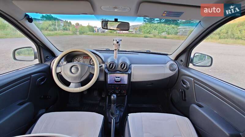 Седан Dacia Logan 2009 в Турке