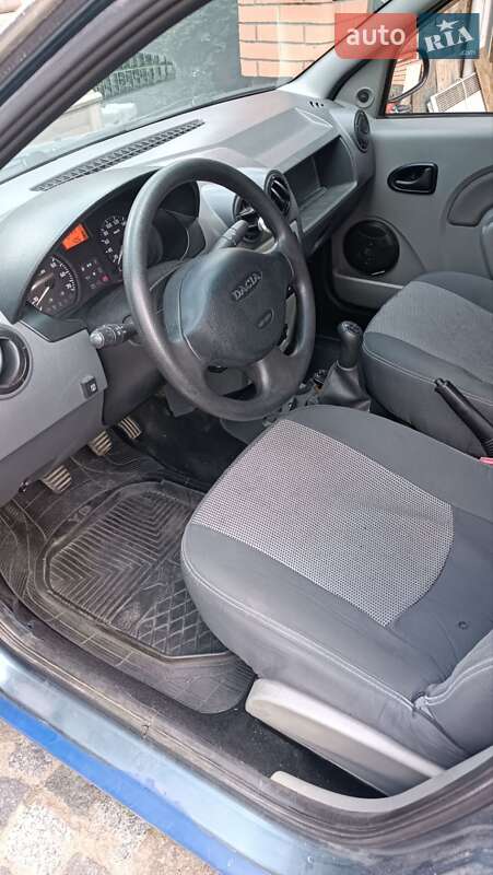 Седан Dacia Logan 2007 в Иршанске
