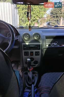 Седан Dacia Logan 2007 в 