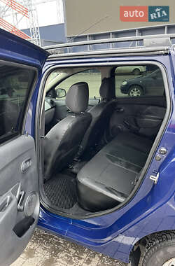 Седан Dacia Logan 2014 в 