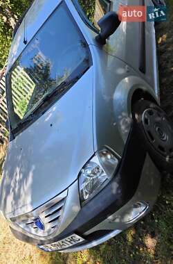 Седан Dacia Logan 2007 в Киеве