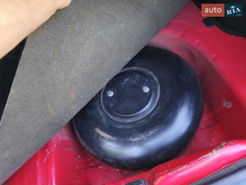 Седан Dacia Logan 2008 в Остроге