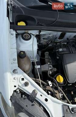 Седан Dacia Logan 2016 в 