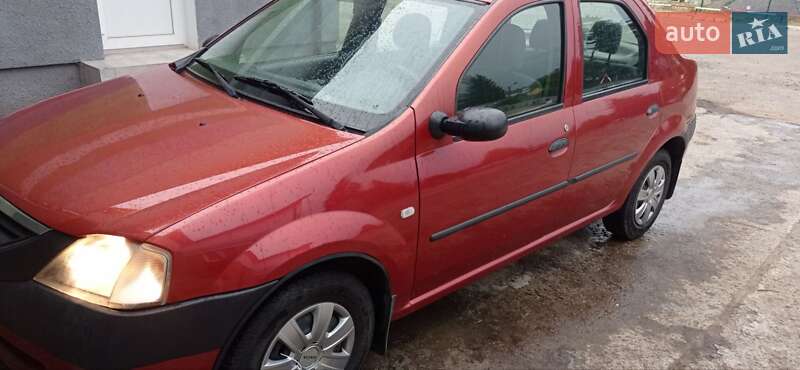 Седан Dacia Logan 2008 в Львове