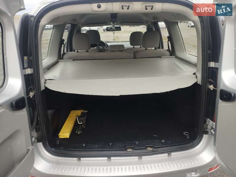 Седан Dacia Logan 2008 в Виннице