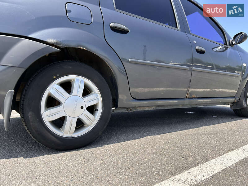 Седан Dacia Logan 2007 в Днепре
