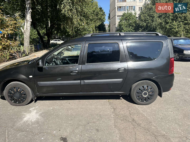 Седан Dacia Logan 2011 в Сумах