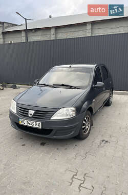 Седан Dacia Logan 2008 в Львові