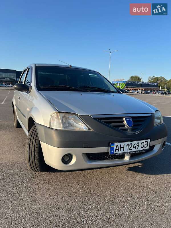 Dacia Logan 2006 Dacia Logan 2006