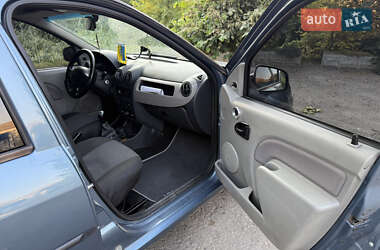 Седан Dacia Logan 2007 в 