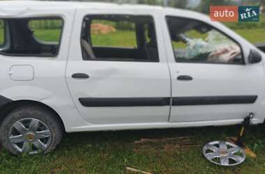 Седан Dacia Logan 2008 в Путилі
