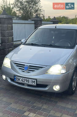 Седан Dacia Logan 2007 в Острозі
