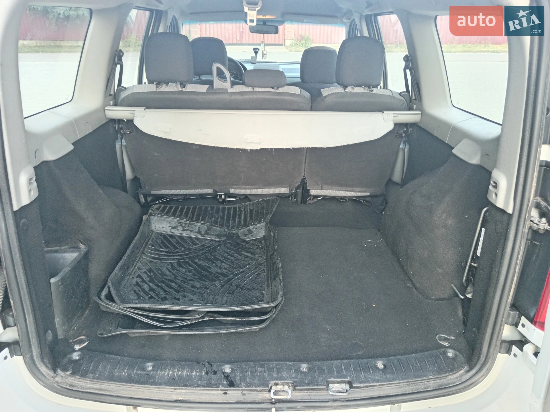 2011 Dacia Logan - мініатюра 5