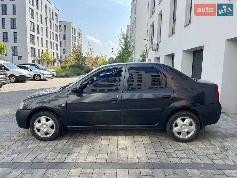 Седан Dacia Logan 2006 в Ужгороді