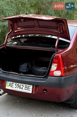 Седан Dacia Logan 2006 в 
