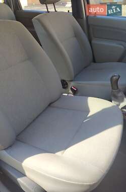 Универсал Dacia Logan 2009 в  фото 22 Универсал Dacia Logan 2009 в