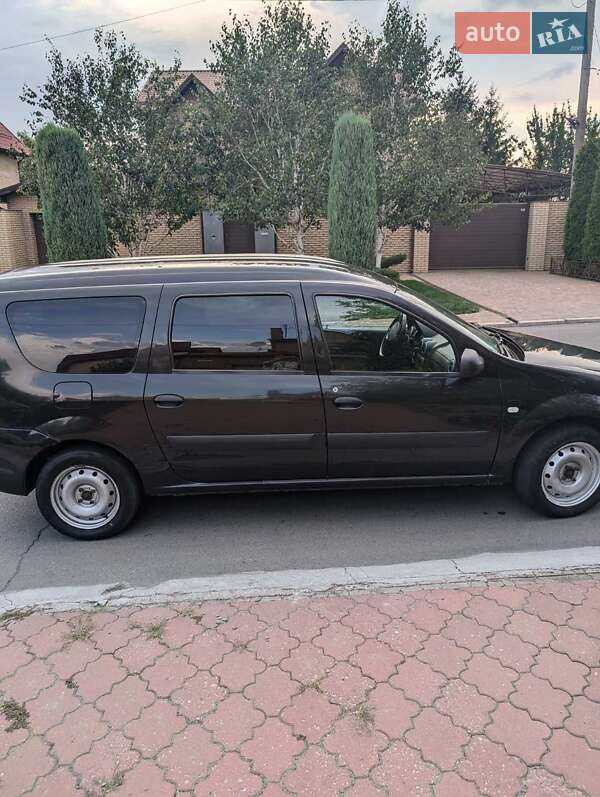 Седан Dacia Logan 2011 в Запоріжжі фото 21 Седан Dacia Logan 2011 в Запоріжжі