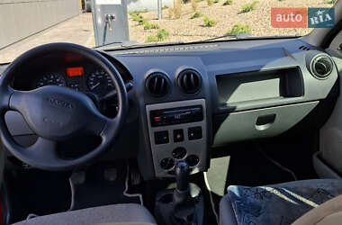Седан Dacia Logan 2008 в 