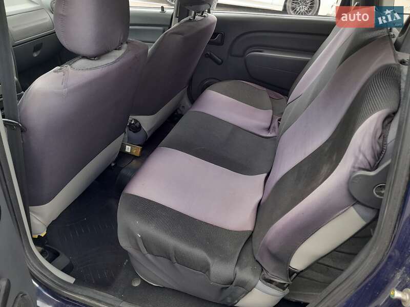 Седан Dacia Logan 2010 в Ивано-Франковске фото 18 Седан Dacia Logan 2010 в Ивано-Франковске