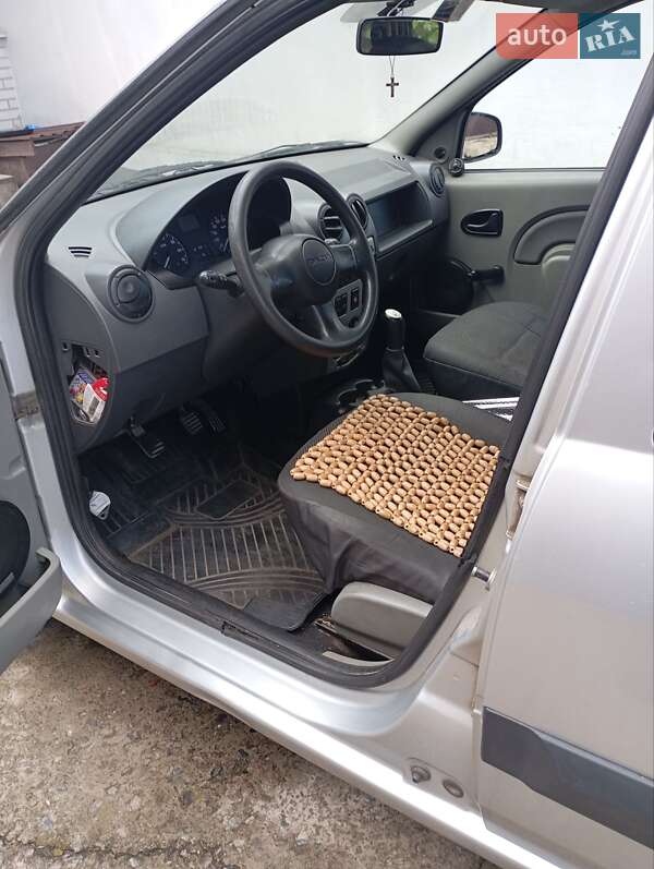 Седан Dacia Logan 2008 в Белой Церкви