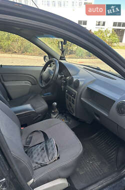 Седан Dacia Logan 2007 в 