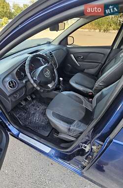 Седан Dacia Logan 2016 в 