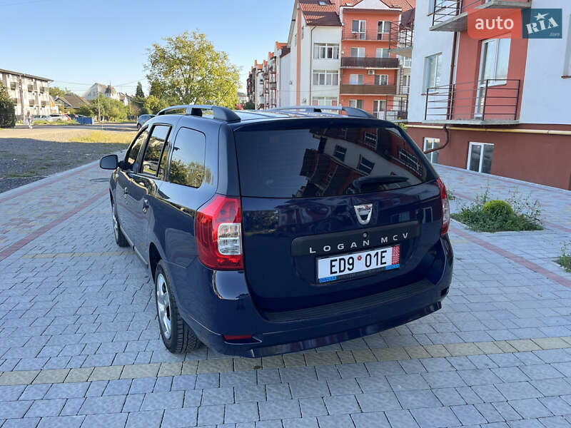 Седан Dacia Logan 2014 в Ужгороде