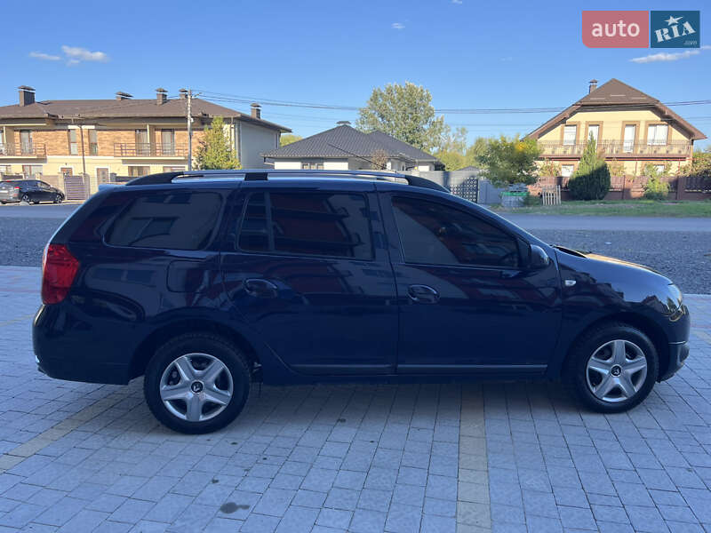 Седан Dacia Logan 2014 в Ужгороде
