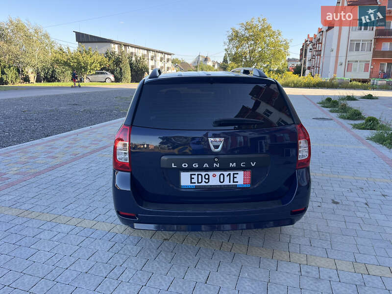 Седан Dacia Logan 2014 в Ужгороде