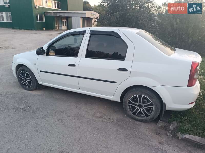 Седан Dacia Logan 2009 в Каменец-Подольском