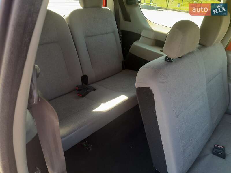 Седан Dacia Logan 2007 в Косове фото 16 Седан Dacia Logan 2007 в Косове