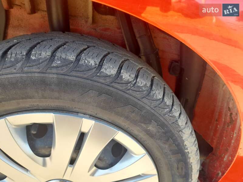 Седан Dacia Logan 2007 в Косове фото 28 Седан Dacia Logan 2007 в Косове