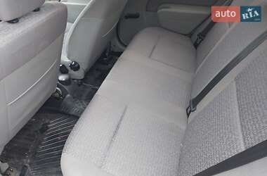 Седан Dacia Logan 2006 в 