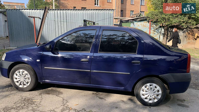 Седан Dacia Logan 2005 в Полтаві