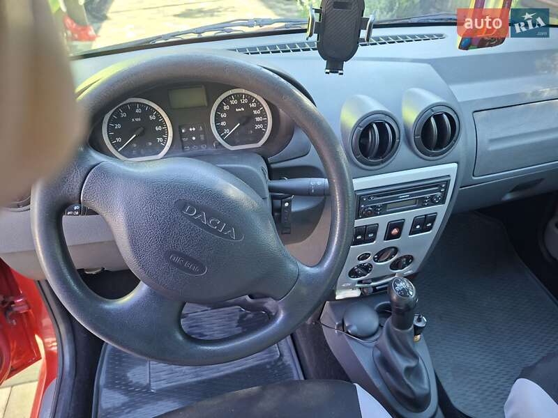 Седан Dacia Logan 2008 в Дніпрі