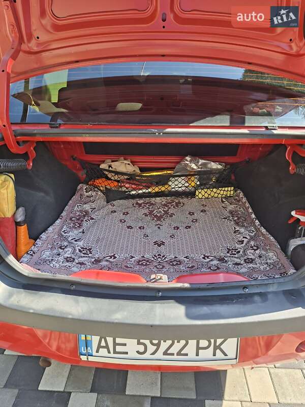 Седан Dacia Logan 2008 в Дніпрі