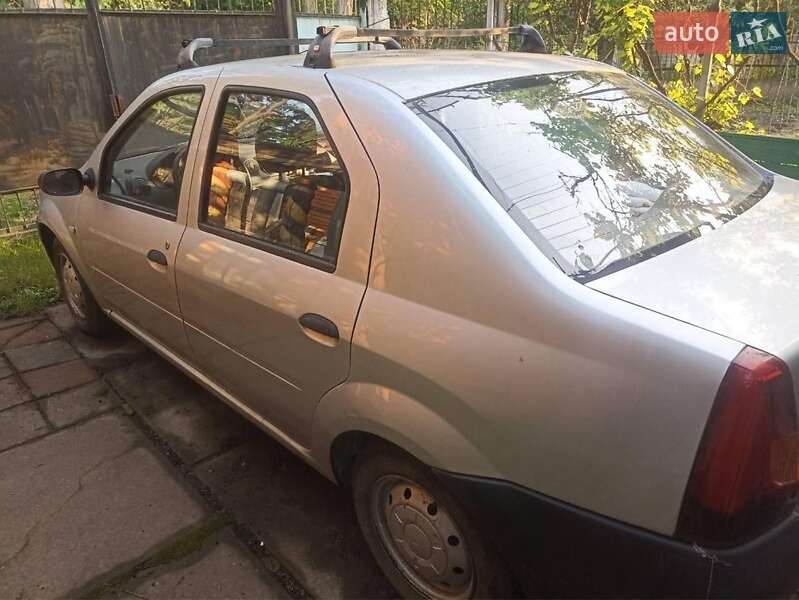 Седан Dacia Logan 2006 в Києві фото 4 Седан Dacia Logan 2006 в Києві