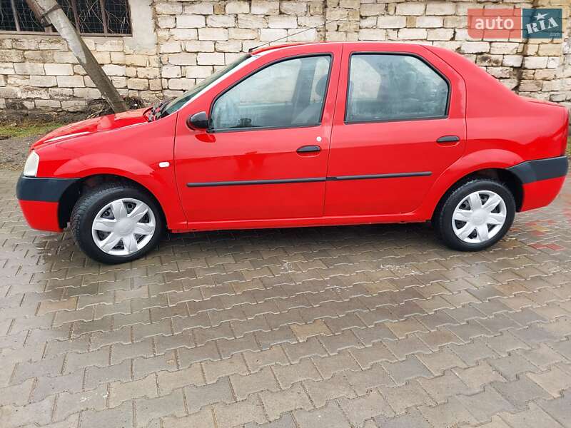 Седан Dacia Logan 2006 в Балті