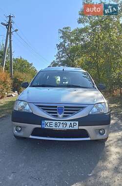 Седан Dacia Logan 2007 в Верхнеднепровске Седан Dacia Logan 2007 в Верхнеднепровске