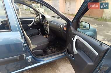 Седан Dacia Logan 2009 в 