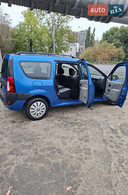 Седан Dacia Logan 2008 в 