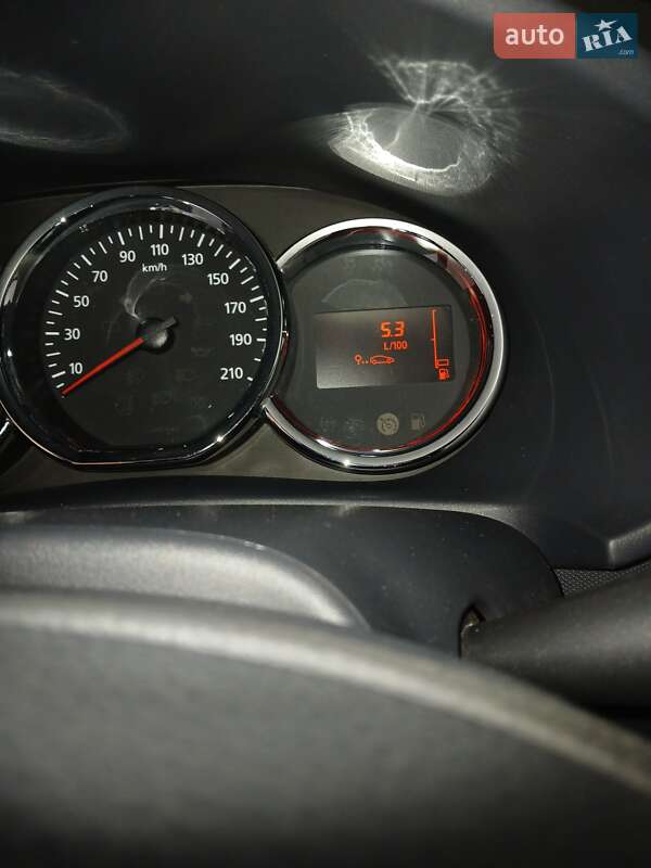 Седан Dacia Logan 2016 в Запорожье