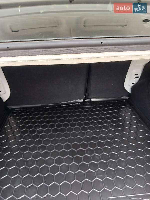 Седан Dacia Logan 2016 в Запорожье