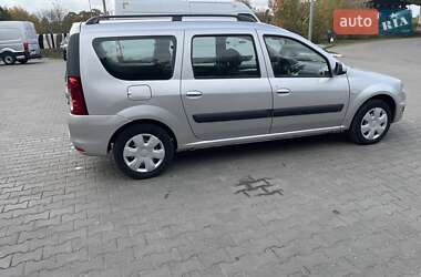 Седан Dacia Logan 2011 в 