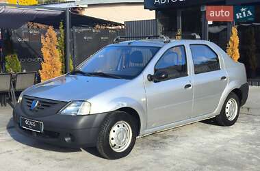 Седан Dacia Logan 2006 в Києві