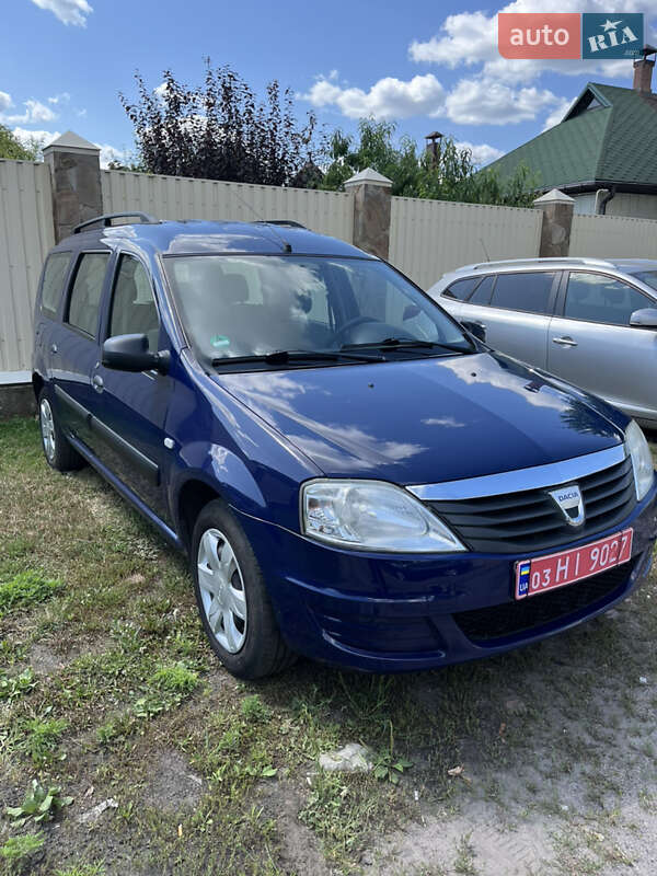 Седан Dacia Logan 2009 в Ахтырке